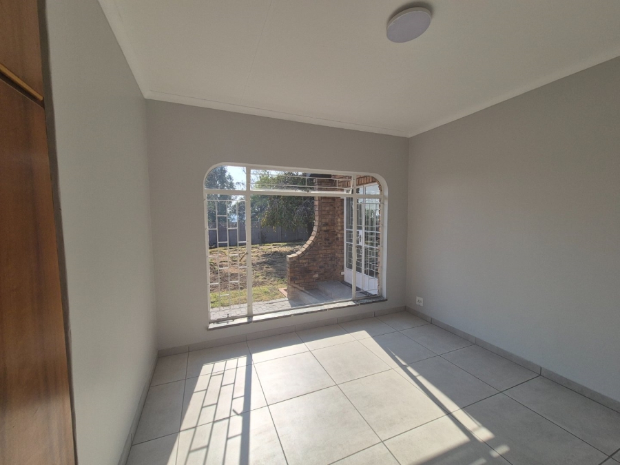 3 Bedroom Property for Sale in Vaalpark Free State